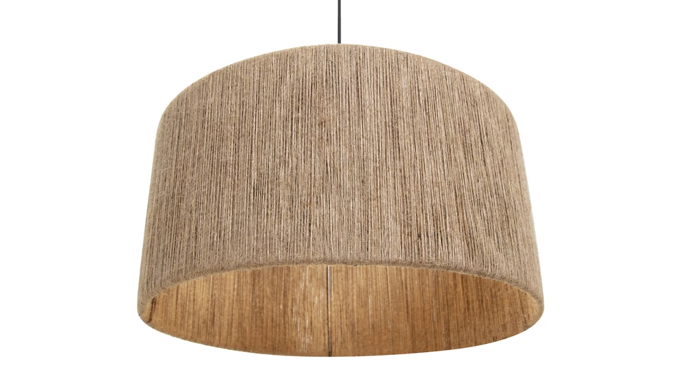 Lampa wisząca AFRA w stylistyce boho odmieni wygląd Twojego mieszkania. Doda mu nutę oryginalności i podkreśli naturalny urok. AFRA dopełni stylizację boho Twojego salonu. Pięknie prezentuje się zestawiona z beżem, naturalną kolorystyką drewna i zielen